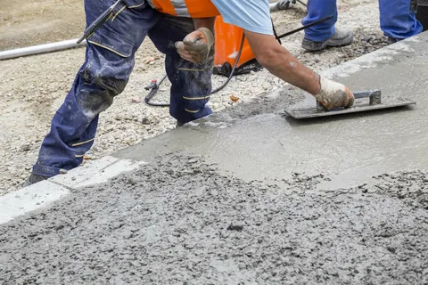 How Thick Should A Concrete Walkway Be, According To Concrete Contractor