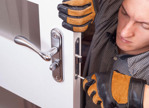 Locksmiths services