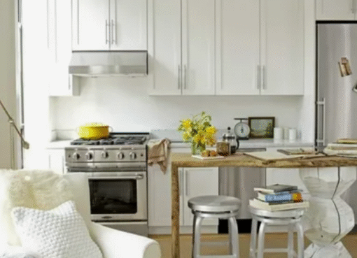 How to Renovate a Small Kitchen to Maximize Space and Functionality
