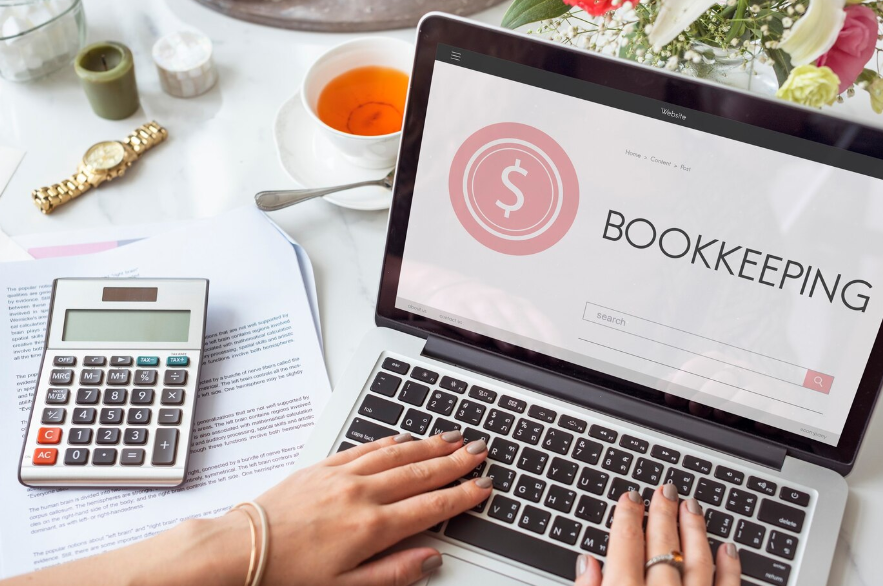Why More Companies Are Turning to Outsourced Accountancy Services