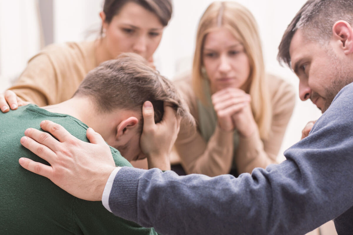 What To Expect During Men’s Alcohol Rehab