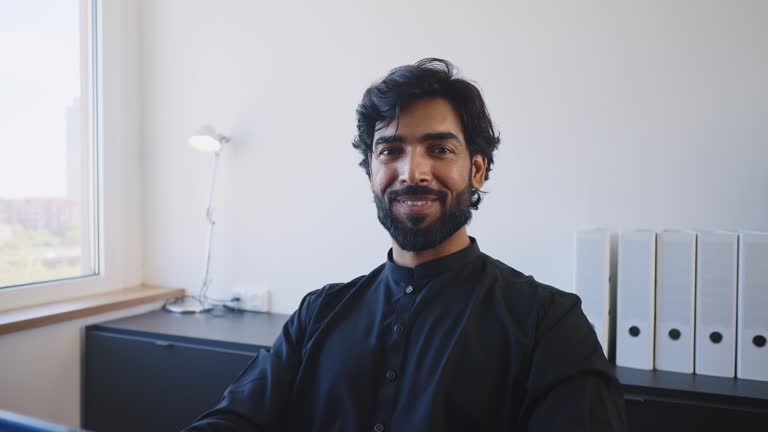 Entrepreneur in Pakistan calculating tax deductions