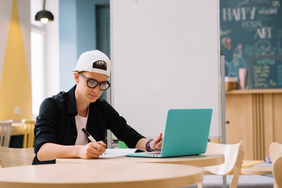 Master APA Citations with These Free Online Tools – BookMyEssay