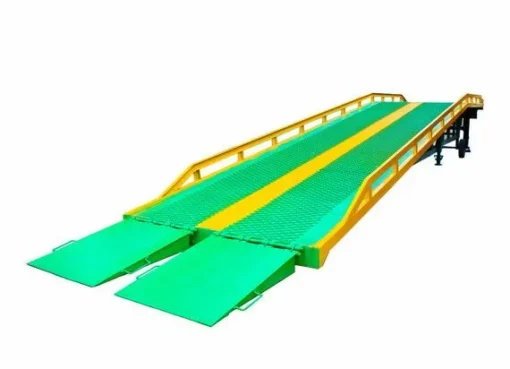 hydraulic dock