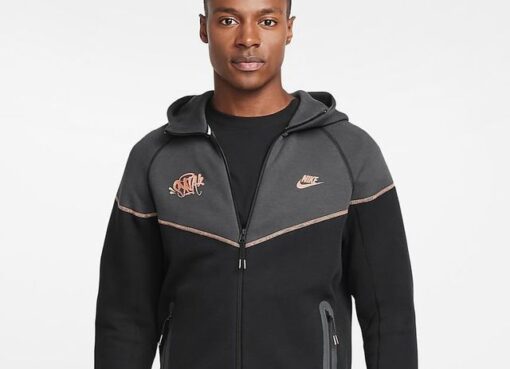 Syna World Tracksuit