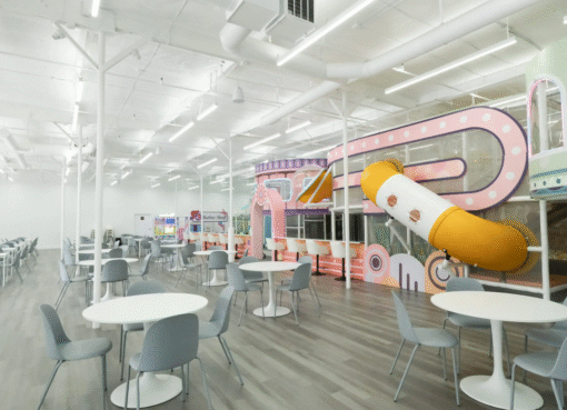 Plan the perfect birthday at our indoor playground in Northridge! Safe, clean, fun-filled parties with unlimited play, themed decor, and zero stress.