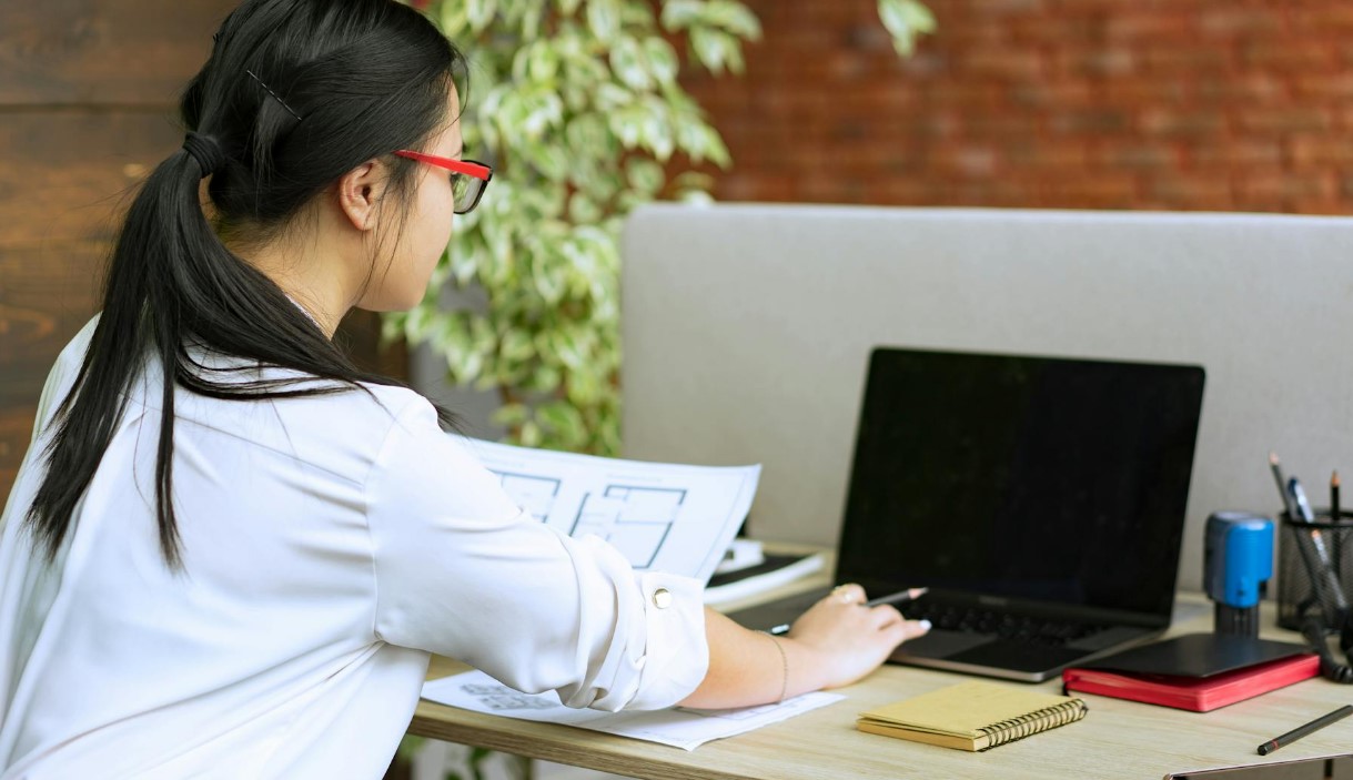 Private office desk