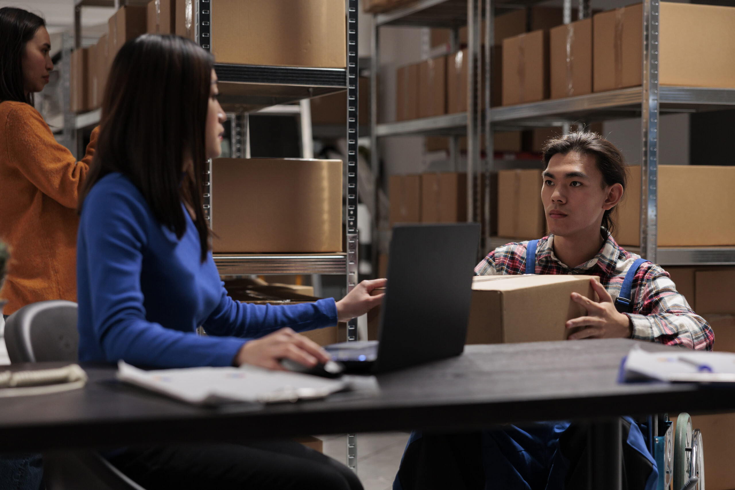 Top Challenges of Sourcing in Supply Chain Management and How to Overcome Them