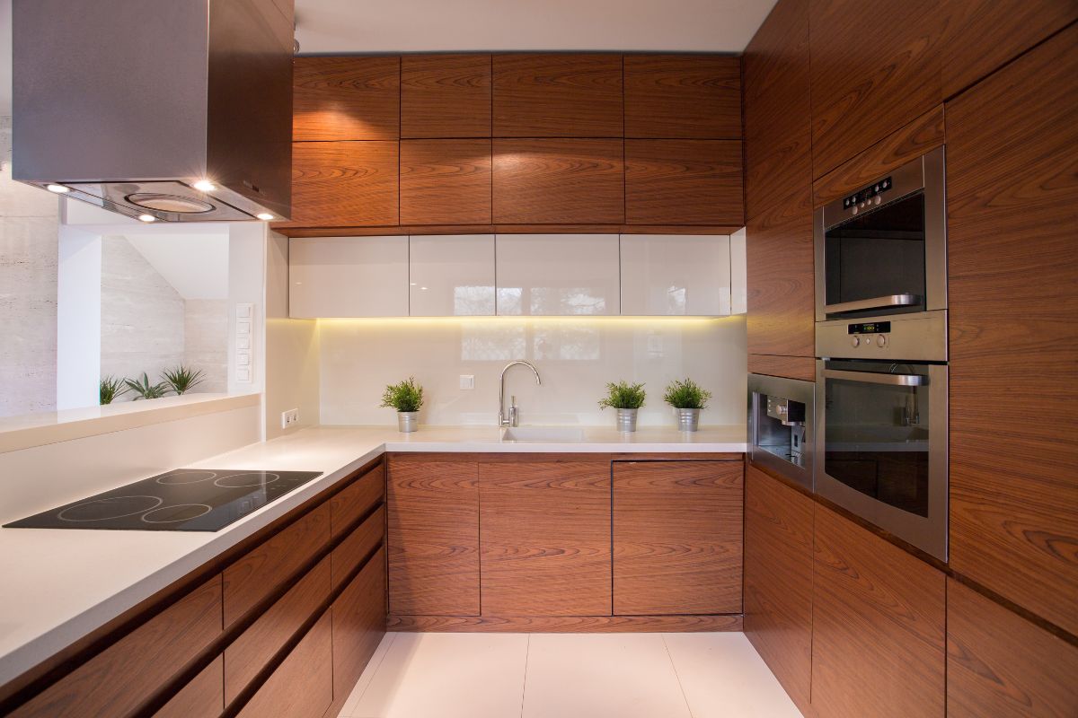 Kitchen Cabinet Makeover