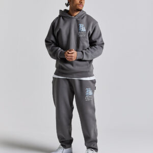 How to Style Your Felpa Hoodrich for Every Season