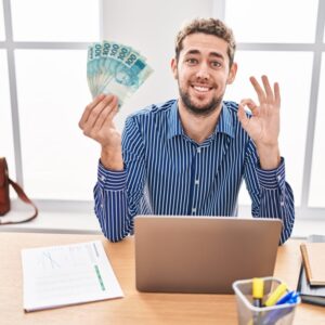 Instant Cash in the UK